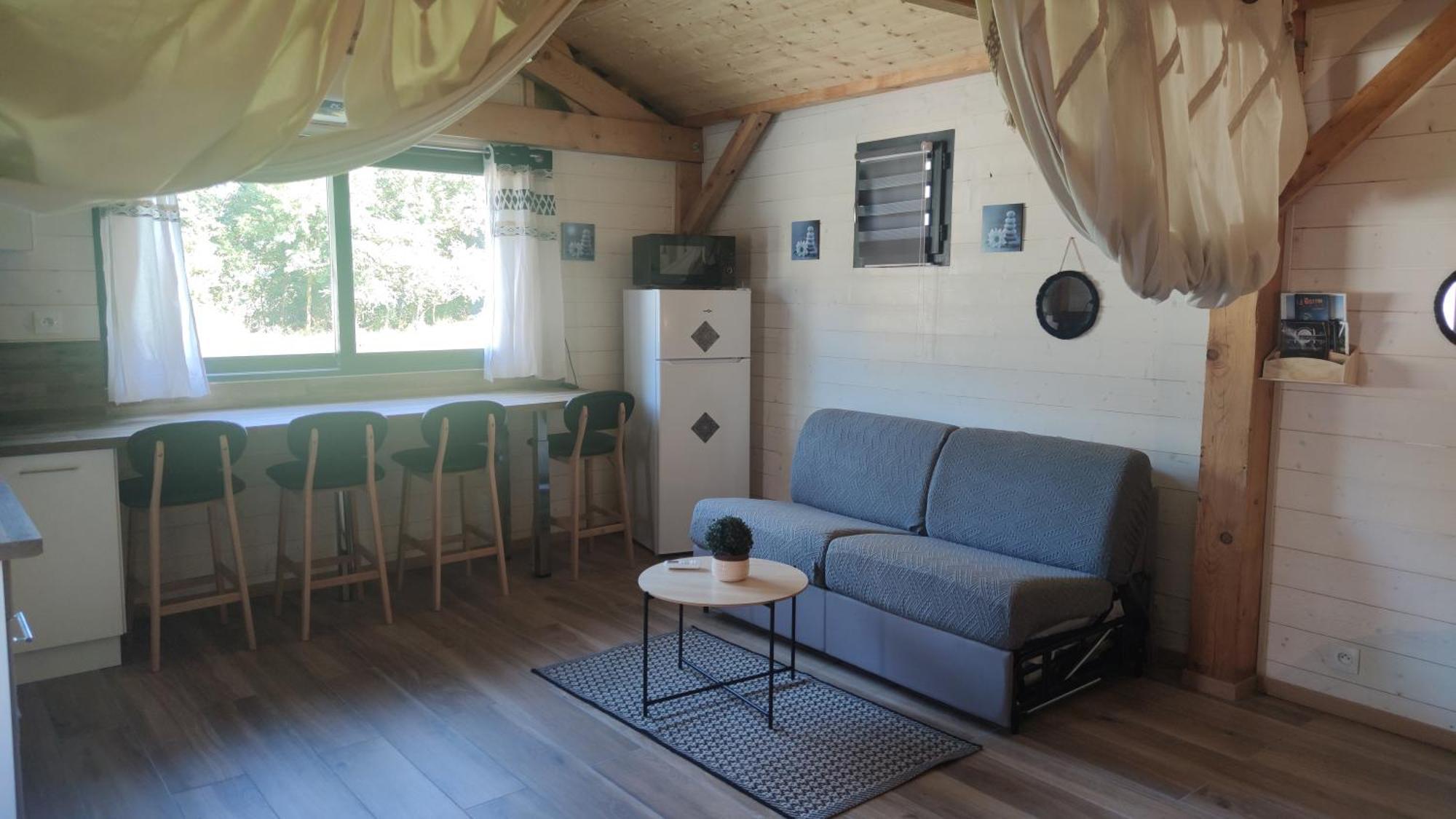 La Vallee Des Noyers Beaulieu  Zewnętrze zdjęcie