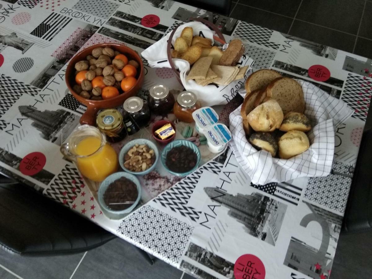 La Vallee Des Noyers Beaulieu  Zewnętrze zdjęcie