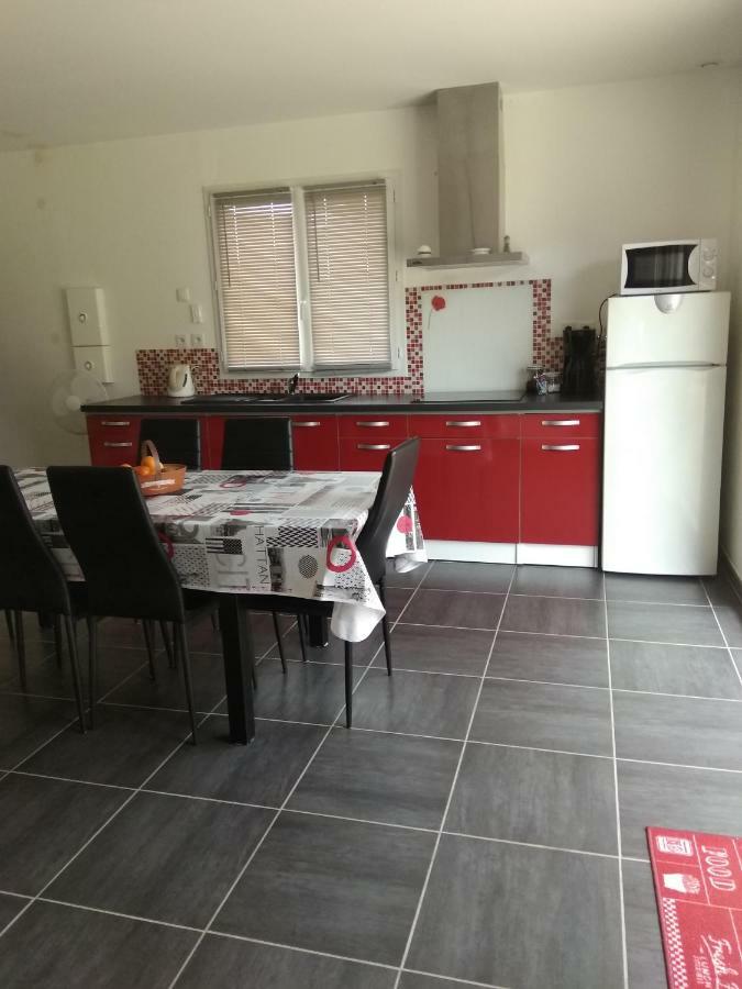 La Vallee Des Noyers Beaulieu  Zewnętrze zdjęcie
